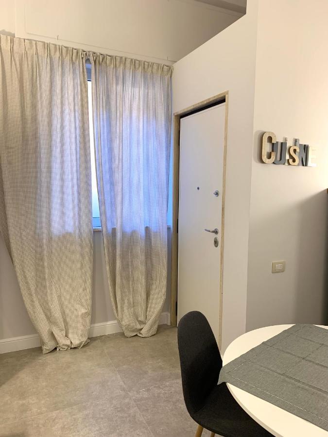 Apartment Rent Casa Almika Bari Exterior photo